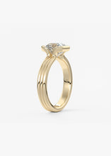 The Echo Half Bezel | Asscher