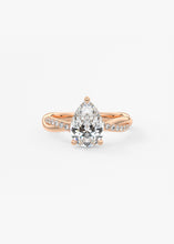 The Knot | Pear