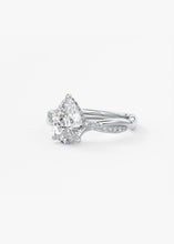 The Knot | Pear