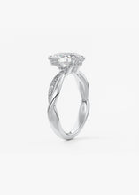 The Knot | Pear