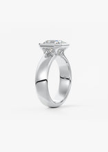 The Daily Bezel XL | Asscher