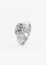 The Daily Bezel XL | E.W. Elongated Cushion