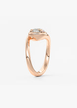 The Ribbon | Pear