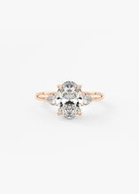 Royale Three Stone | Oval & Pears