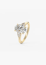 Royale Three Stone | Oval & Pears