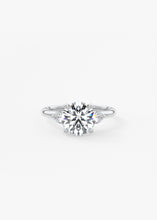 Royale Three Stone | Round & Pears