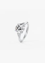 Royale Three Stone | Round & Pears