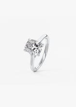 The Arbor Hidden Pavé | Elongated Cushion