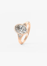 The Symphony Bezel | Oval