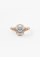 The Symphony Bezel | Elongated Cushion