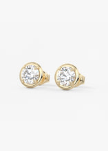 Chiclet Studs | Rounds