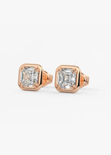 Chiclet Studs | Asscher