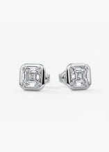 Chiclet Studs | Asscher