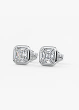 Chiclet Studs | Asscher