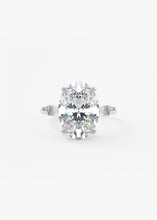 The Margot | Oval