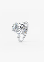 The Margot | Oval