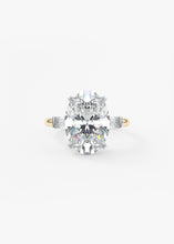 The Margot | Oval