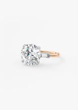 The Margot | Round