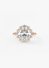 The Marguerite | Oval & Epaulettes