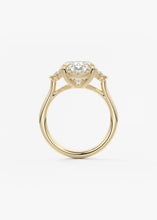 The Marguerite | Oval & Epaulettes
