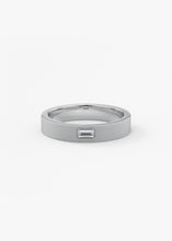 The Baguette Burnish Band Mens