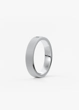 The Baguette Burnish Band Mens