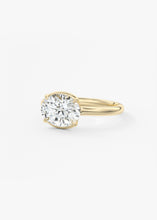 The Clutchette | E.W. Oval