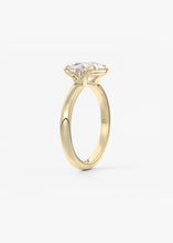 The Clutchette | E.W. Oval