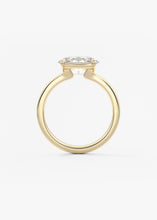 The Clutchette | E.W. Oval
