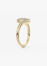 The Calla | Oval