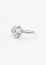 The Calla | Round