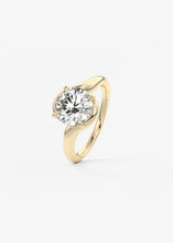 The Calla | Round