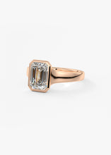 The Beacon | Emerald