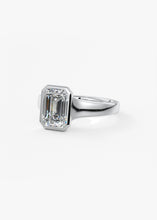 The Beacon | Emerald