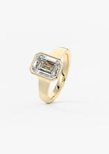 The Beacon | Emerald
