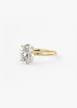 The Rose | Oval