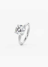 The Rose Pave | Round