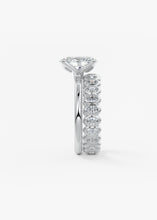 The Rose Pave | Oval