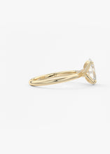 The Rose Pave | Oval