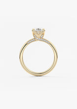 The Rose Pave | Oval