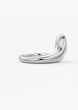 The Boa | Oval