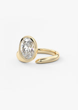 The Boa | Oval