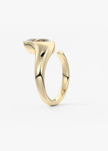 The Boa | Oval