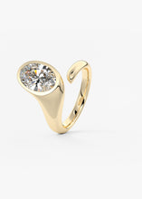 The Boa | Oval