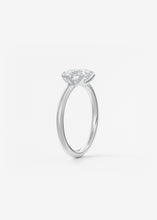 The Single Scoop E.W. | Marquise
