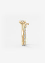 The Single Scoop E.W. | Marquise