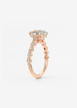 The Chantilly | Oval