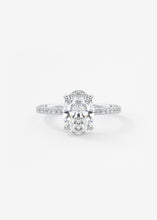 The Single Scoop Pavé | Oval