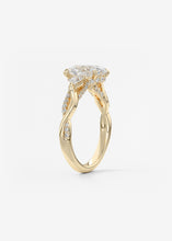 The Full Bloom | Oval