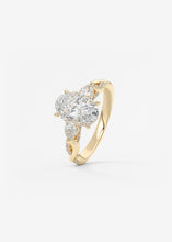 The Full Bloom | Oval